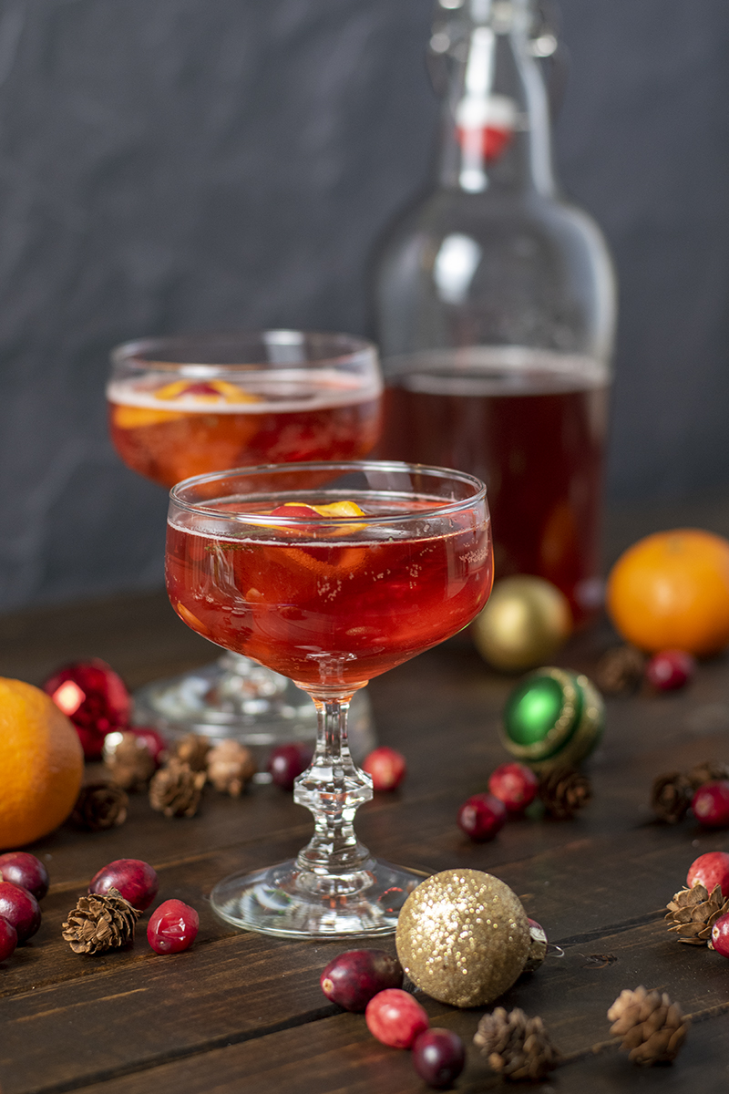 Sparkling Cranberry Orange Christmas Cider - It's So Easy