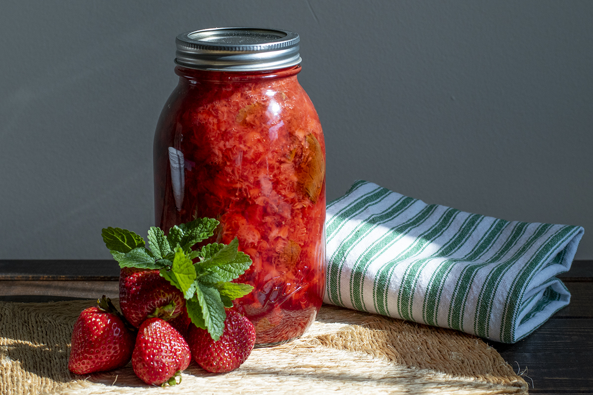 10 Fantastic and Unusual Strawberry Recipes that go Beyond Jam