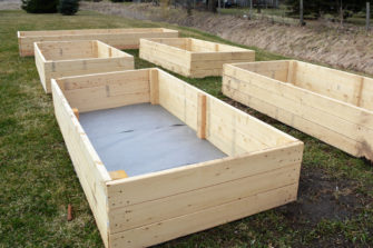 8 Best Raised Garden Bed Materials (& 5 You Should Never Use)