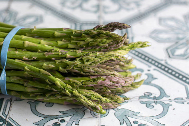 How To Keep Asparagus Fresh Longer 3 Tasty Ways To Preserve It   Fresh Asparagus Buds 1 735x490 