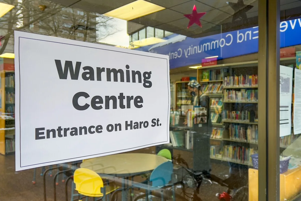 Sign on a library for community warming center