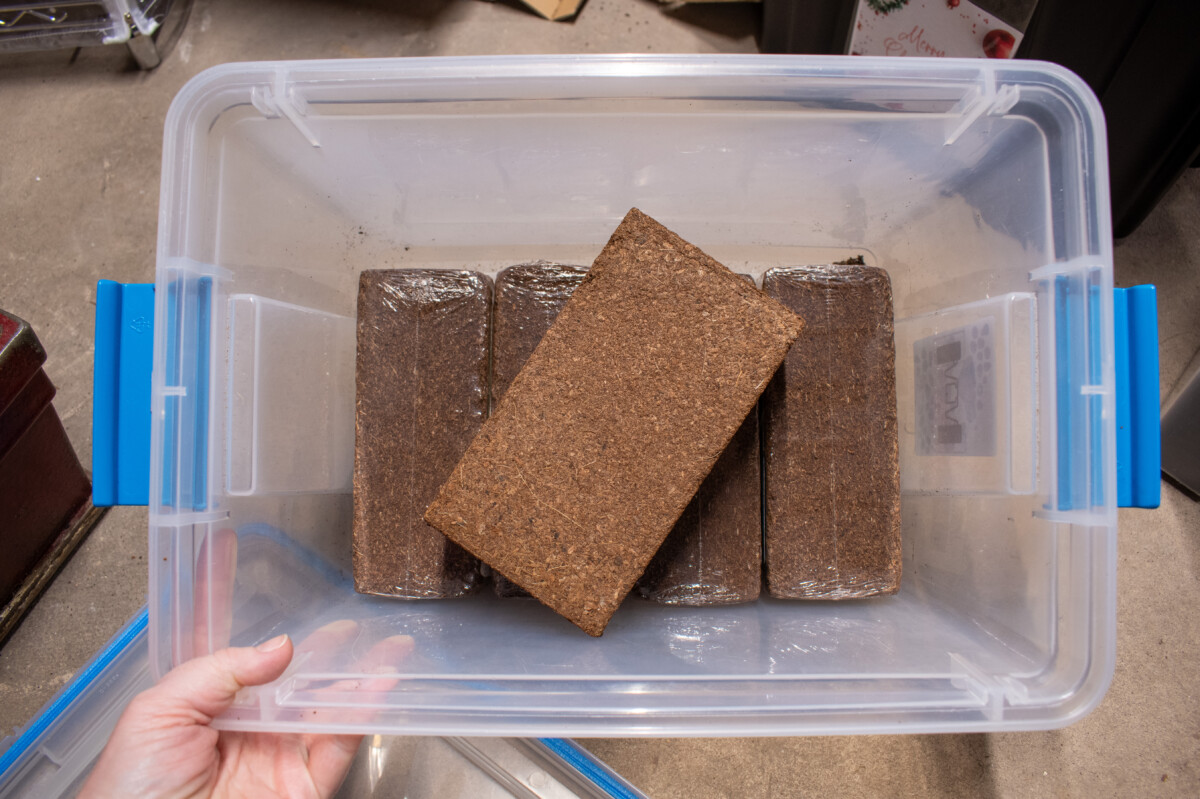 Storage tote with coconut coir bricks